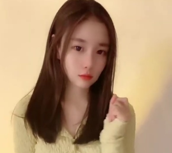 29 杨小梦💋（才艺主播） 颜值 可爱小姐姐..